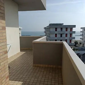Appartamento Casa Adriano Frontemare Wifi E Netflix, Lido Adriano